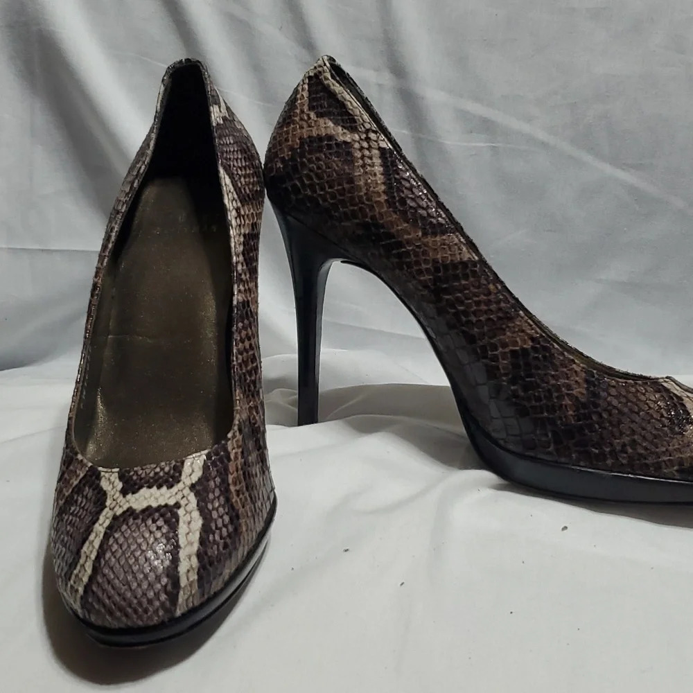 Stuart Weitzman snakeskin high heel pumps black grey tan sharp